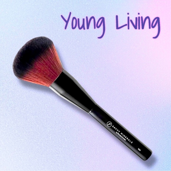 Young Living Essential Oils Savvy Minerals XL Veil Powder Brush NWT - Picture 2 of 8